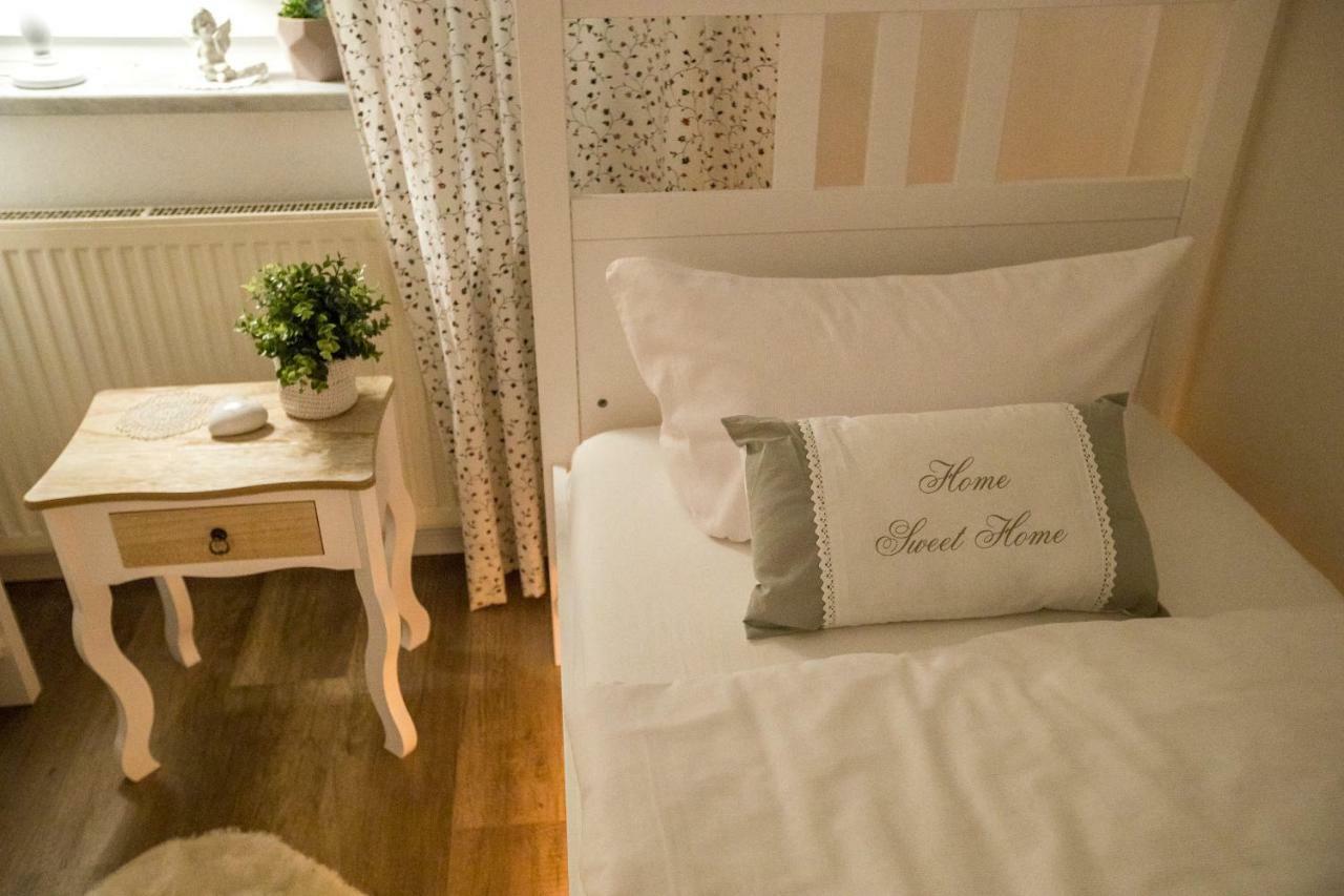 Ferienwohnung Landhaus Swisttal - In Der Naehe Phantasialand Bruehl Und Palmenparadies Therme Euskirchen 외부 사진