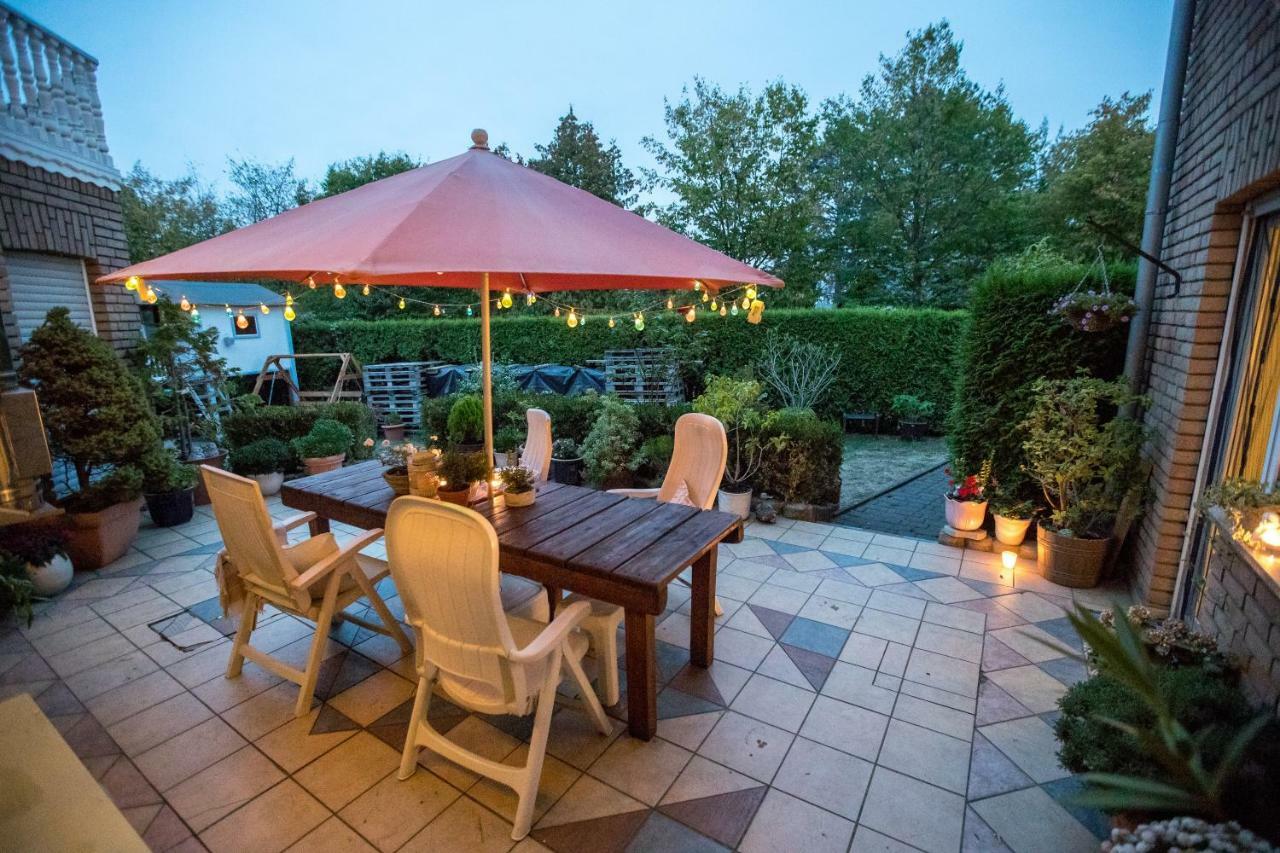 Ferienwohnung Landhaus Swisttal - In Der Naehe Phantasialand Bruehl Und Palmenparadies Therme Euskirchen 외부 사진